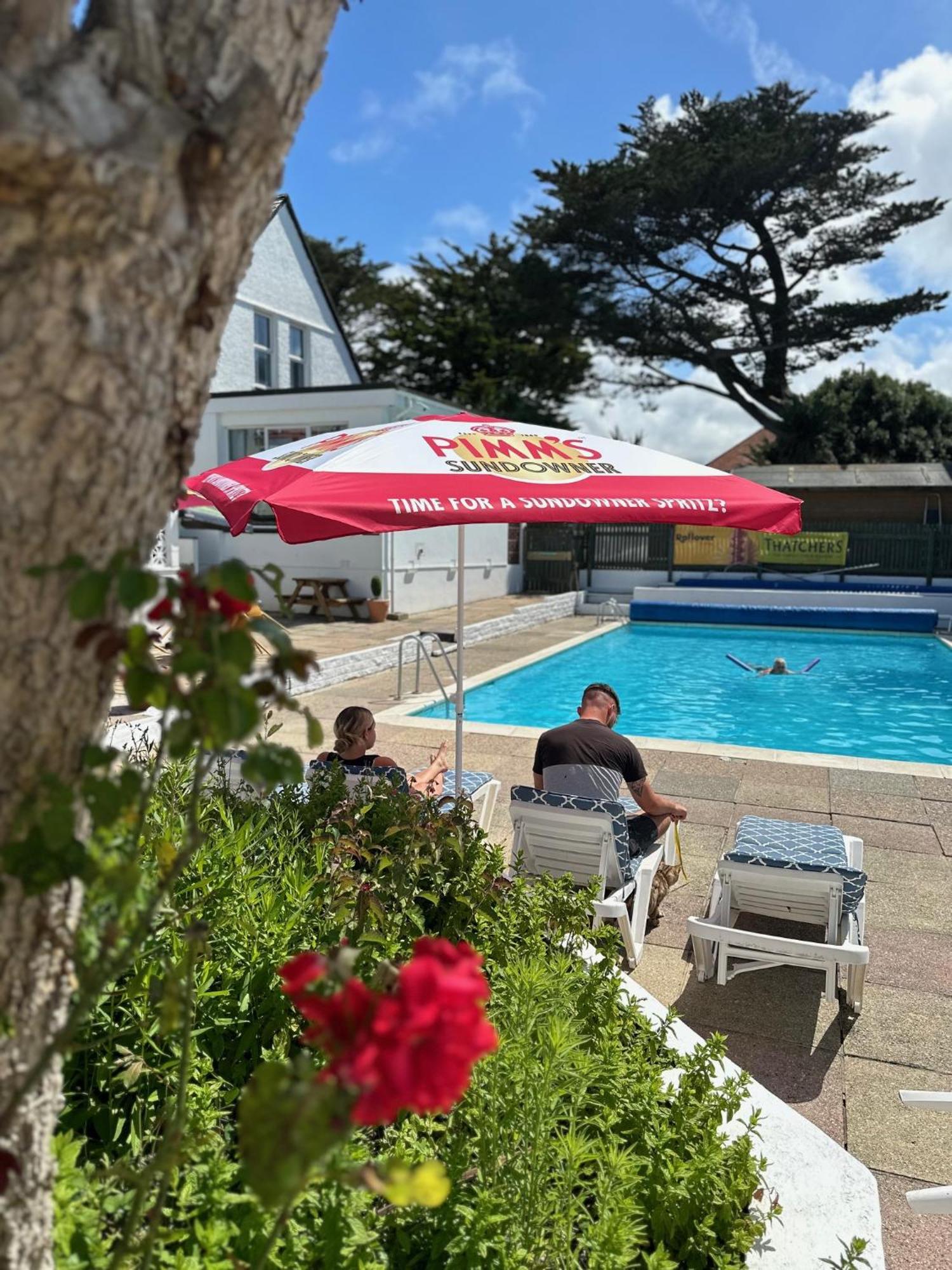 Pine Lodge Hotel Newquay  Exterior photo
